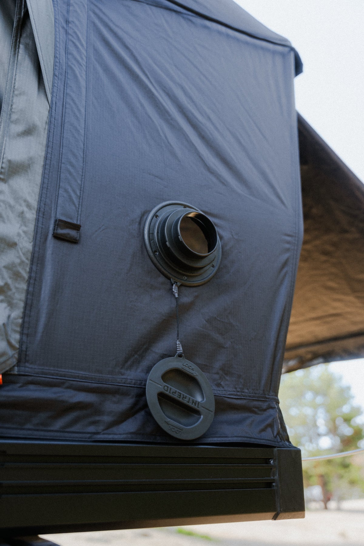 intrepid roof tent Geo 2.5 Pro Rooftop Tent