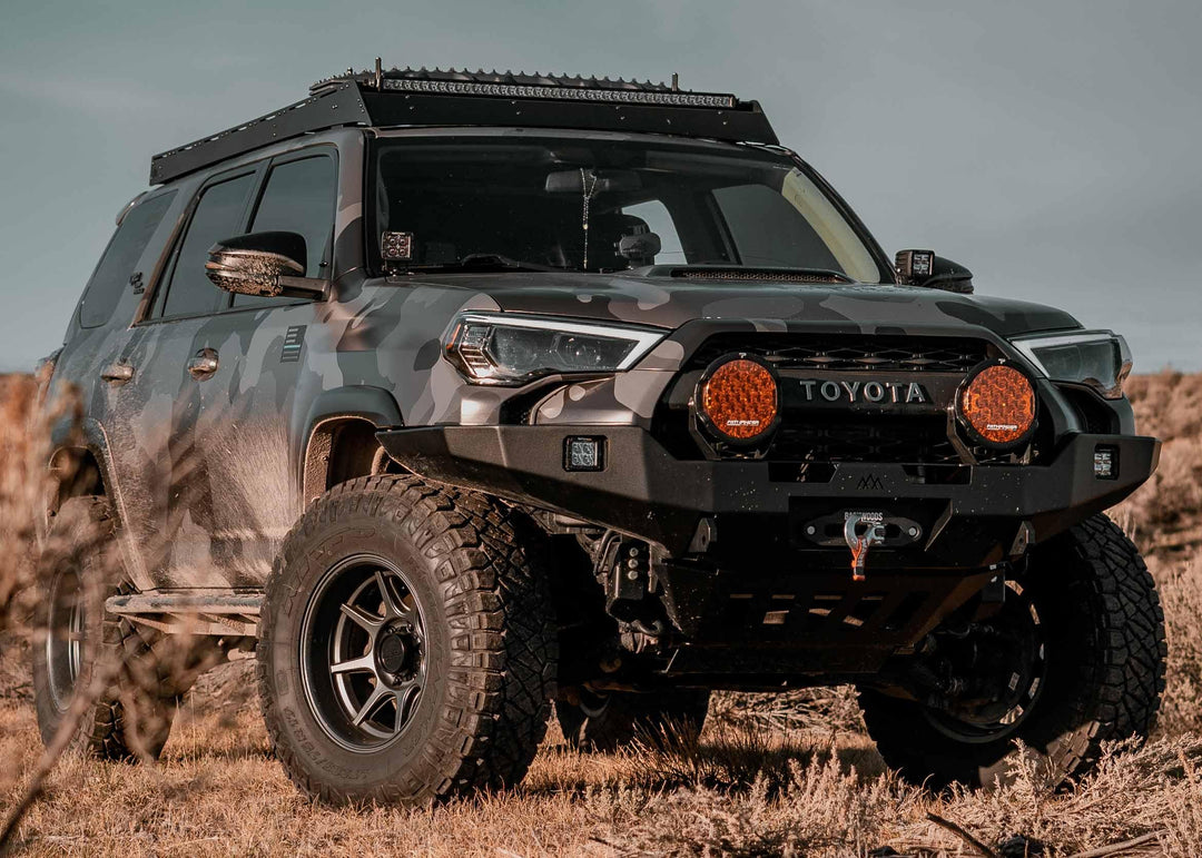 Pathfinder PROWLR 9" LED Driving Light [TRUE AMBER]